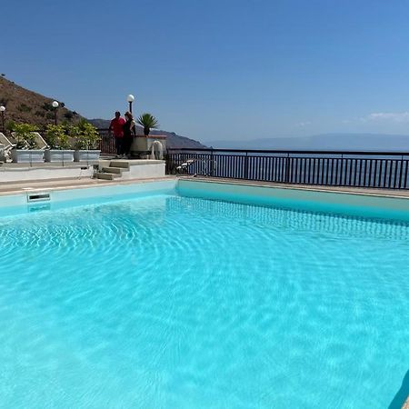 Elisa'S House Apartman Taormina Kültér fotó