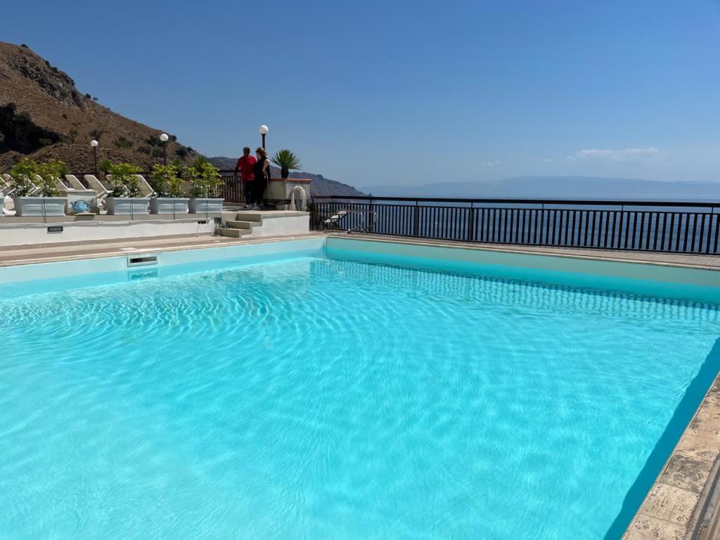 Elisa'S House Apartman Taormina Kültér fotó