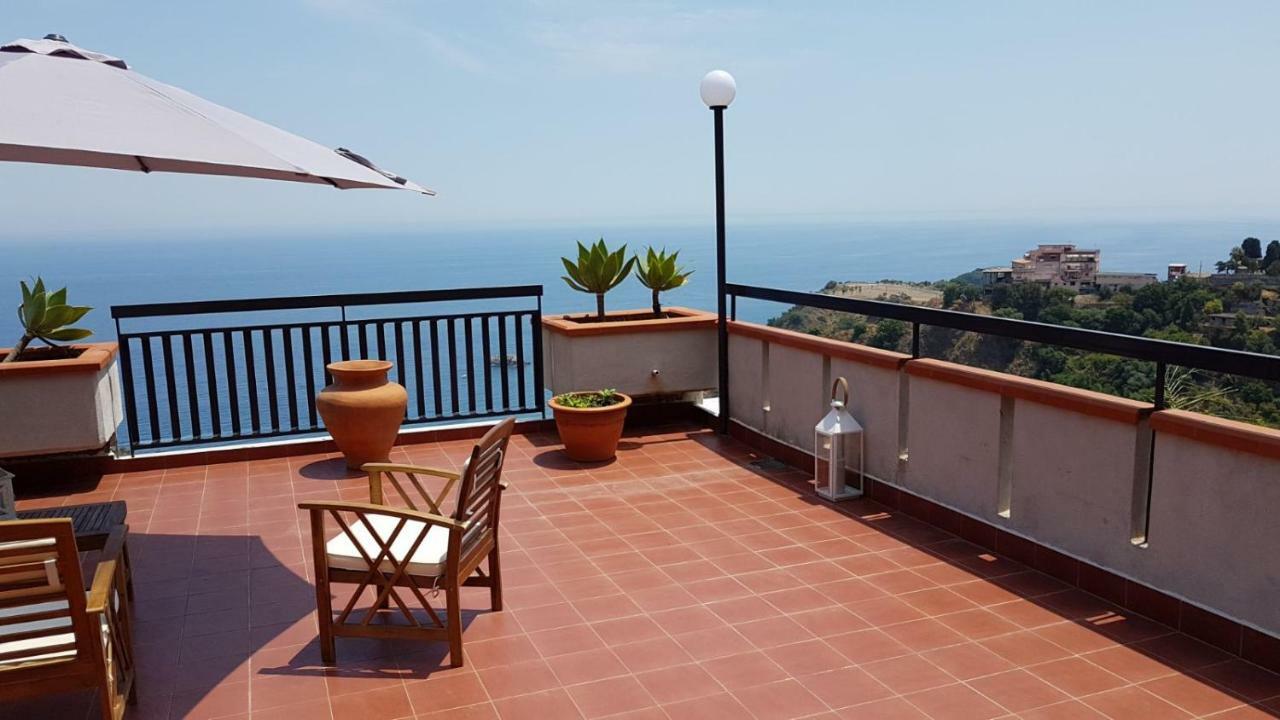 Elisa'S House Apartman Taormina Kültér fotó