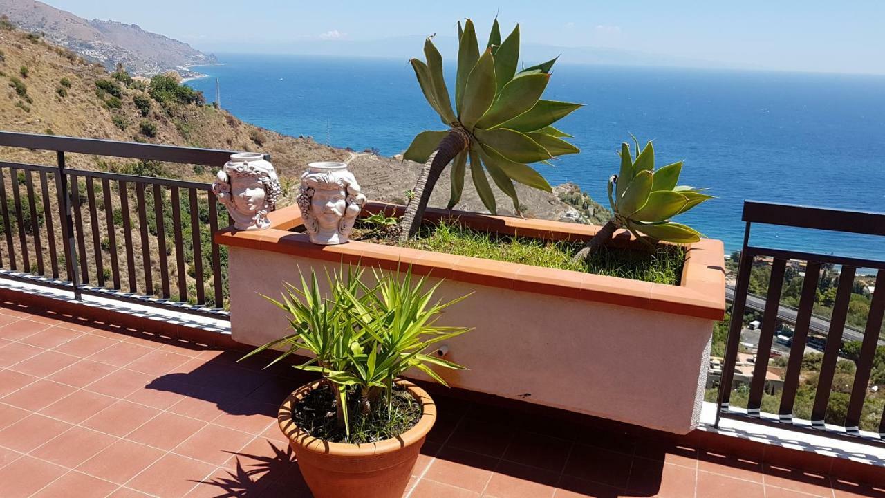 Elisa'S House Apartman Taormina Kültér fotó