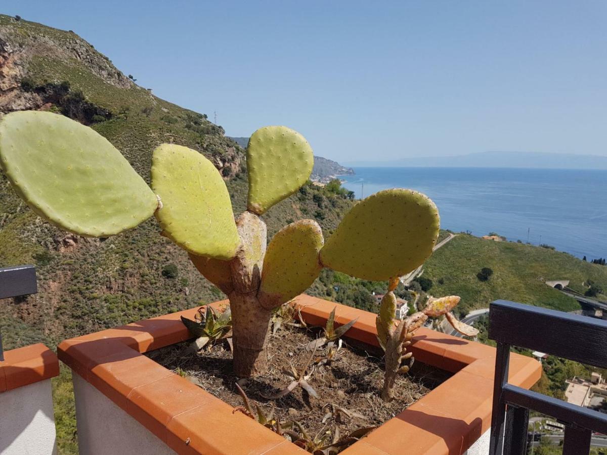 Elisa'S House Apartman Taormina Kültér fotó