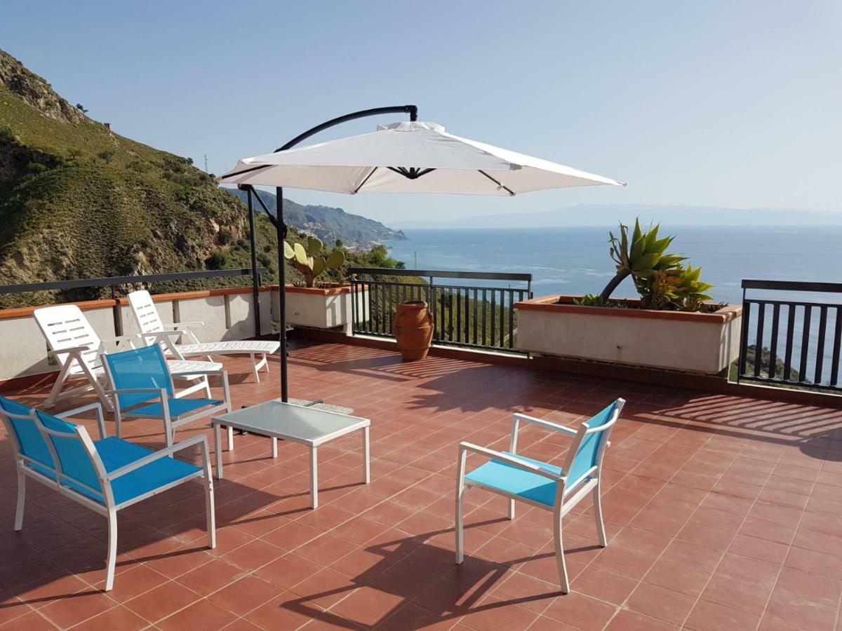 Elisa'S House Apartman Taormina Kültér fotó